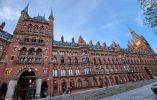PICTURES/London Stopover - St. Pancreas Hotel and Train Station/t_Outside6.jpg